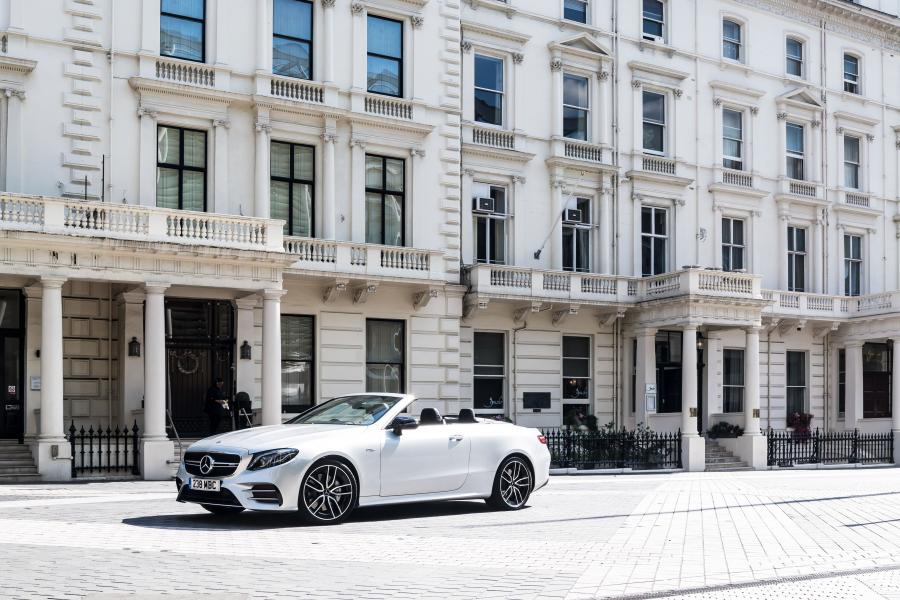  Mercedes-AMG E53 4Matic+ Cabriolet (A238) 2018 года  (UK) (фото 10 из 40)